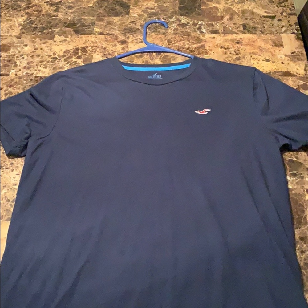 Men’s Hollister Navy Blue T-Shirt